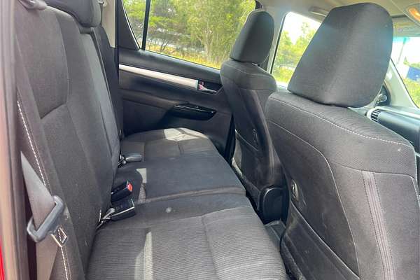 2016 Toyota Hilux SR5 GUN126R 4X4