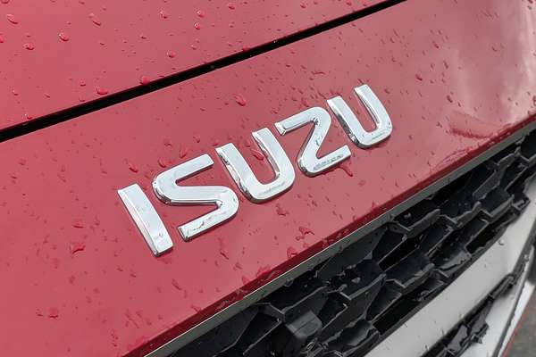 2025 Isuzu MU-X LS-T