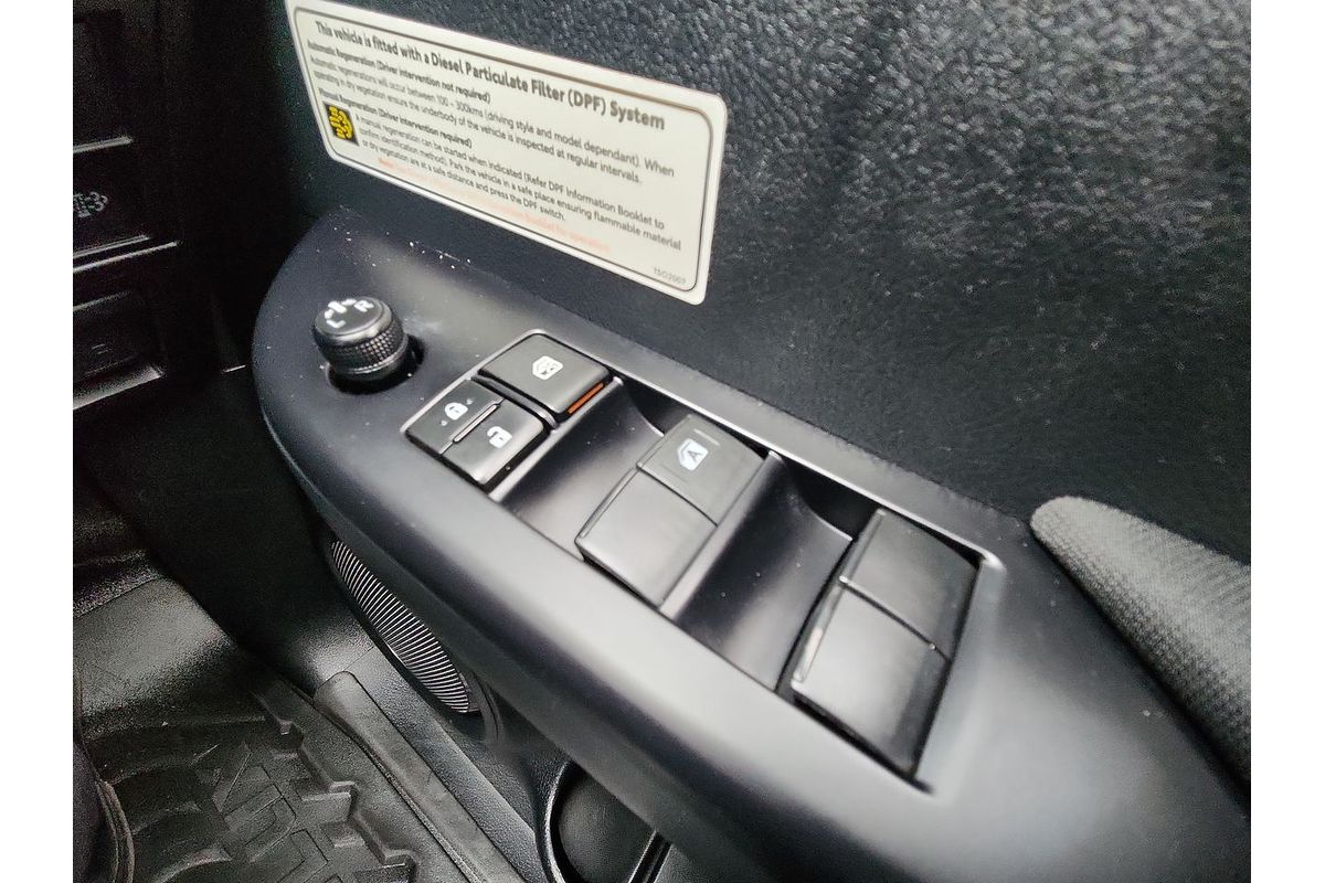 2020 Toyota Hilux SR GUN126R 4X4