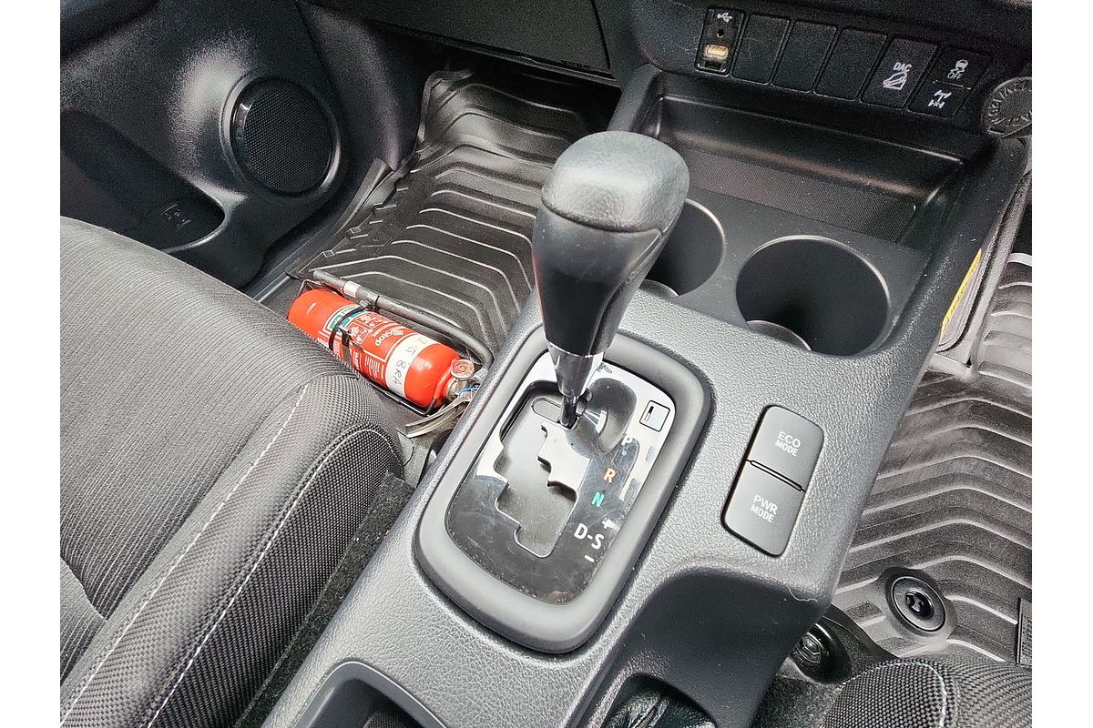 2020 Toyota Hilux SR GUN126R 4X4
