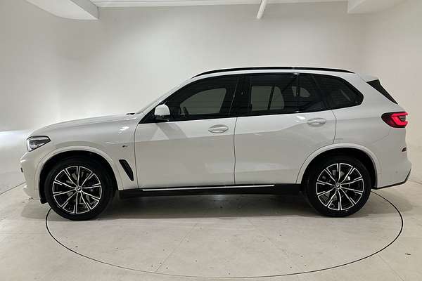 2022 BMW X5 xDrive30d M Sport G05