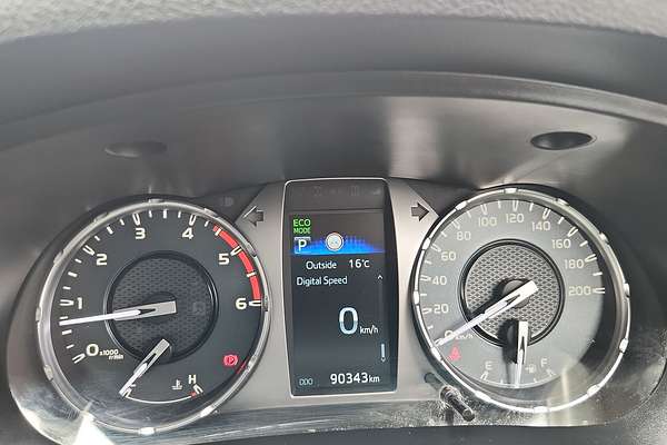 2020 Toyota Hilux SR GUN126R 4X4