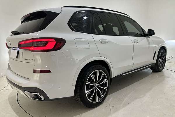 2022 BMW X5 xDrive30d M Sport G05