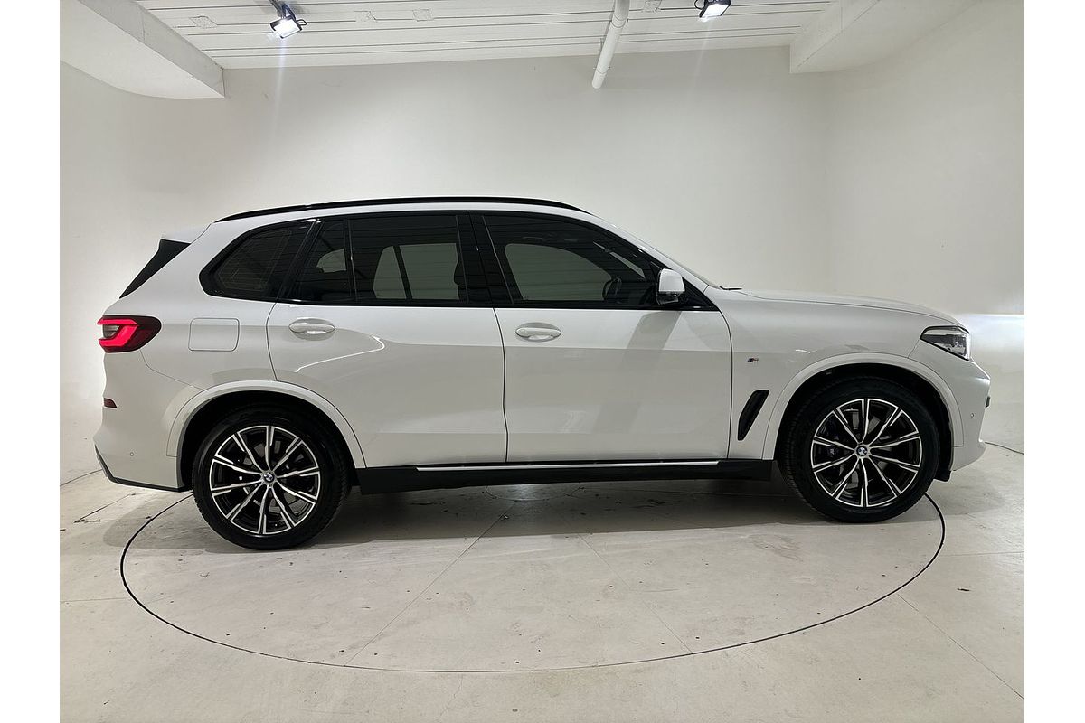 2022 BMW X5 xDrive30d M Sport G05