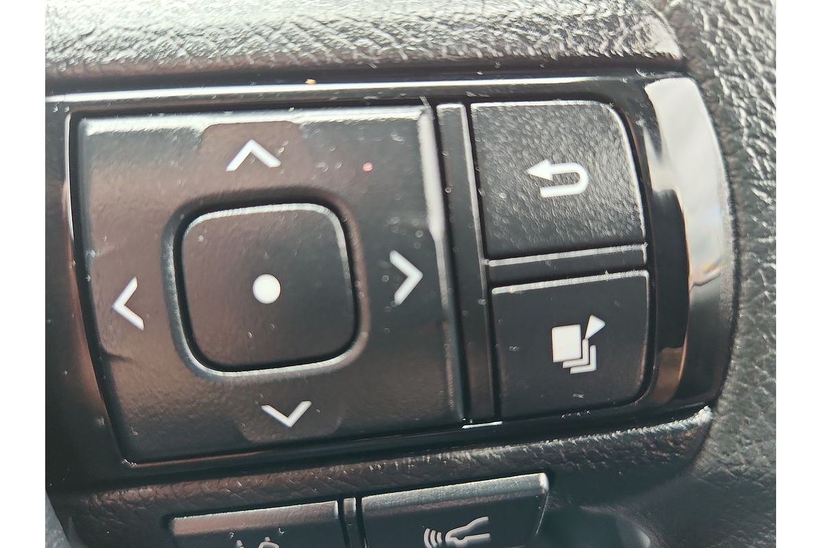 2020 Toyota Hilux SR GUN126R 4X4