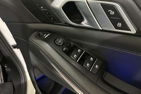 2022 BMW X5 xDrive30d M Sport G05