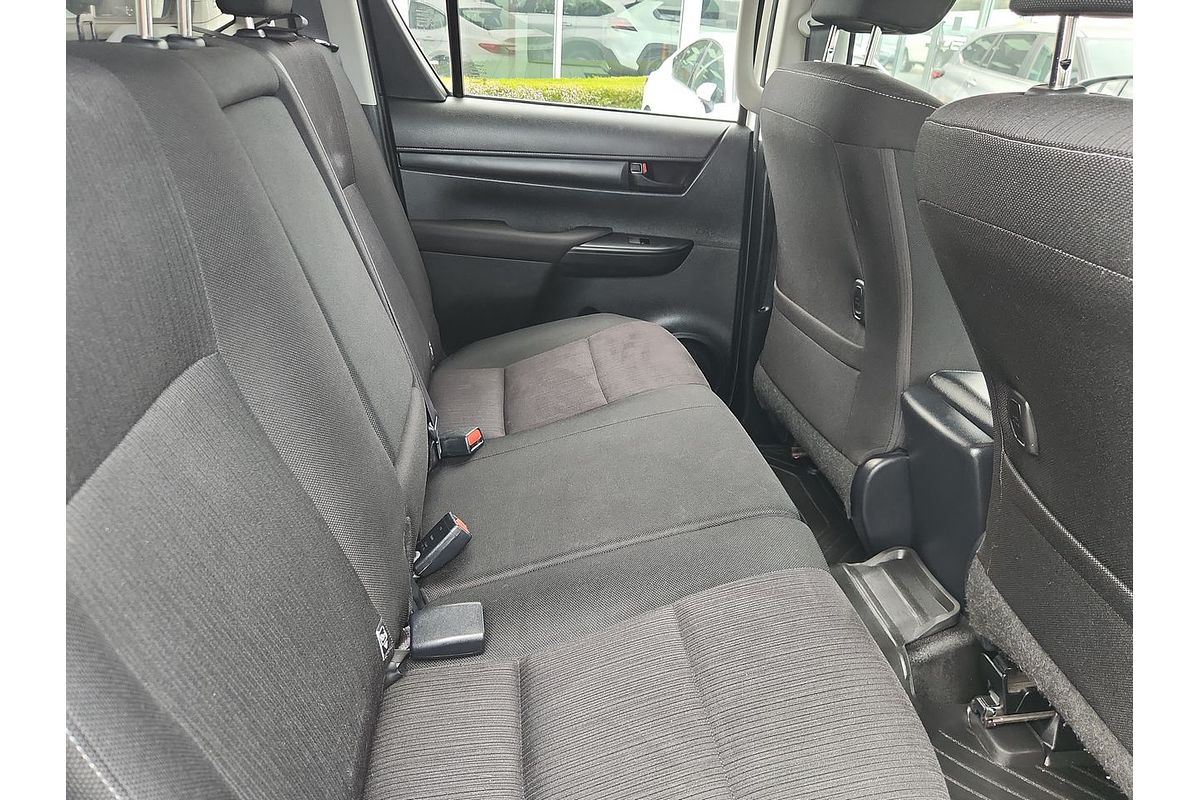 2020 Toyota Hilux SR GUN126R 4X4