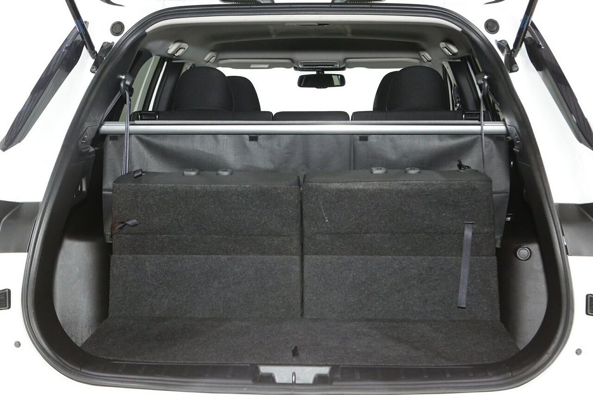 2024 Mitsubishi Outlander LS ZM