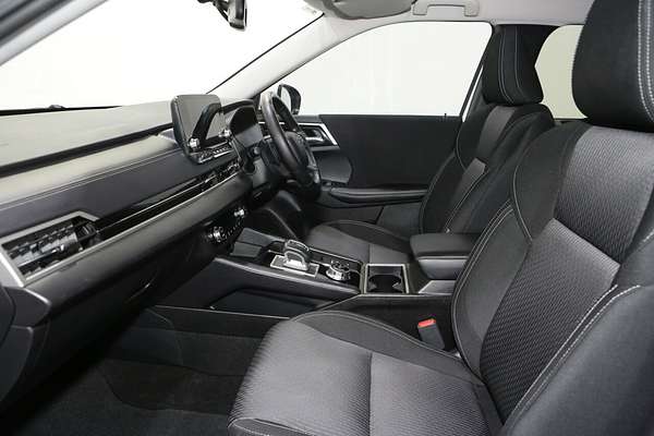 2024 Mitsubishi Outlander LS ZM