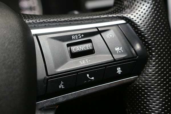 2024 Mitsubishi Outlander LS ZM