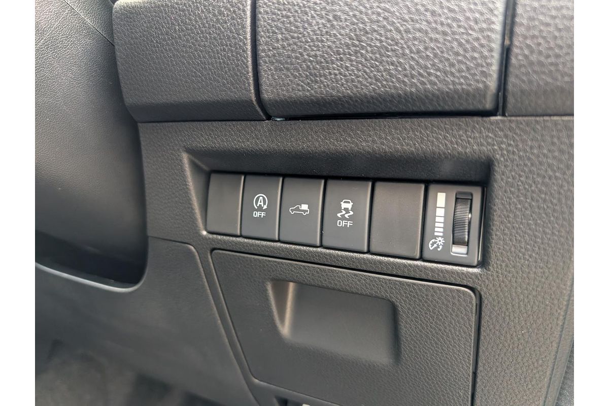 2025 Isuzu D-MAX X-TERRAIN 4X4