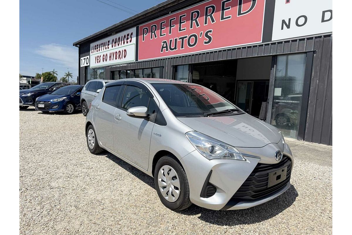 2018 Toyota VITZ F (HYBRID) NHP130