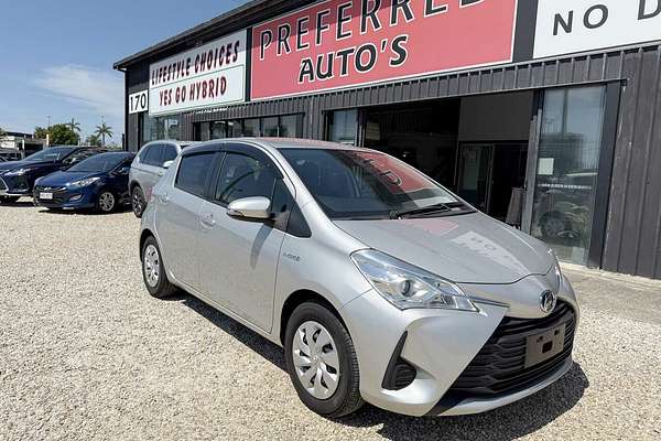 2018 Toyota VITZ F (HYBRID) NHP130