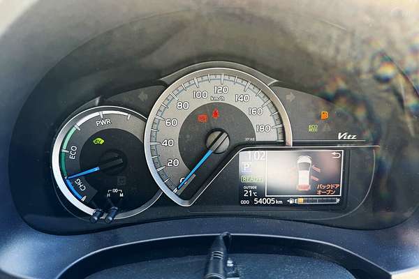 2019 Toyota VITZ F (HYBRID) NHP130