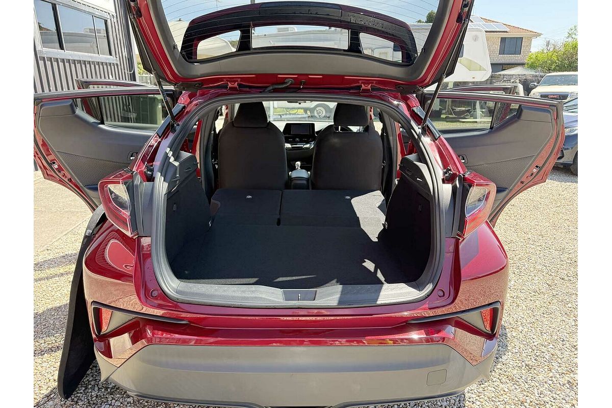 2018 Toyota C-HR (HYBRID) ZYX10