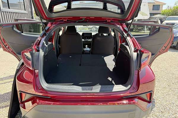 2018 Toyota C-HR (HYBRID) ZYX10