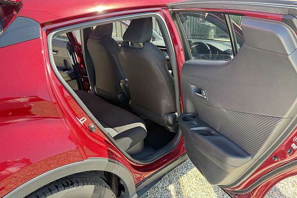 2018 Toyota C-HR (HYBRID) ZYX10