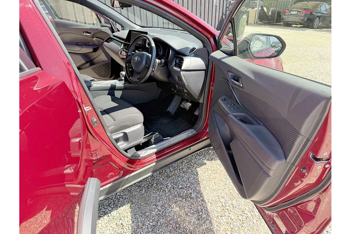 2018 Toyota C-HR (HYBRID) ZYX10