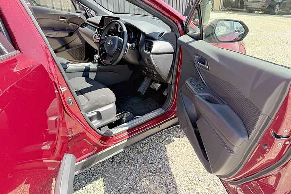 2018 Toyota C-HR (HYBRID) ZYX10