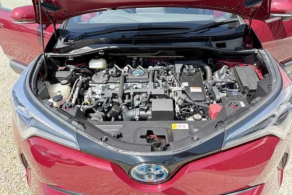 2018 Toyota C-HR (HYBRID) ZYX10