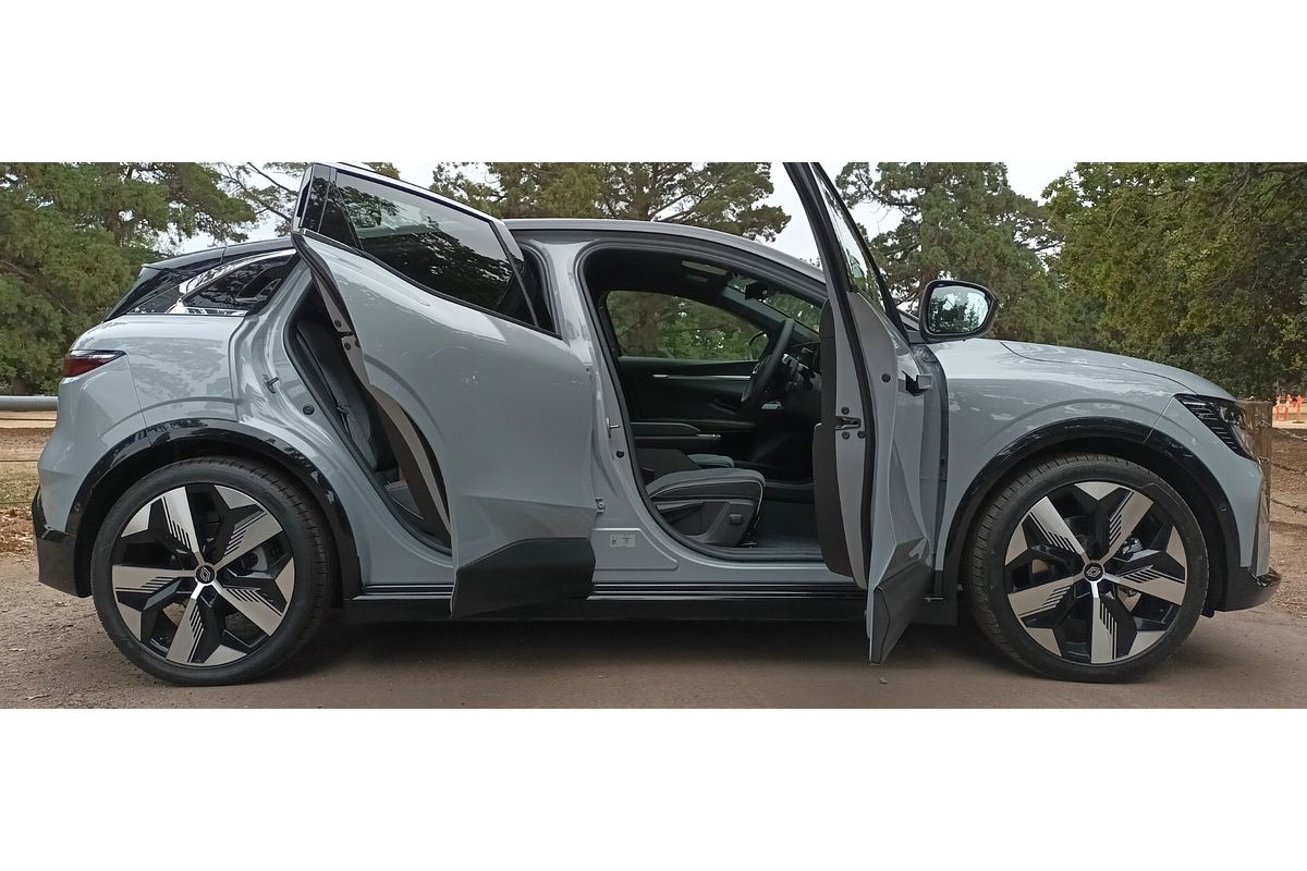 2025 Renault Megane E-Tech Techno EV60 XCB