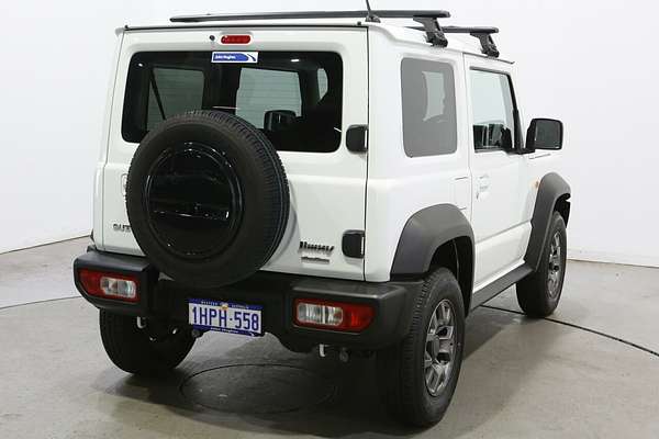 2022 Suzuki Jimny GLX GJ