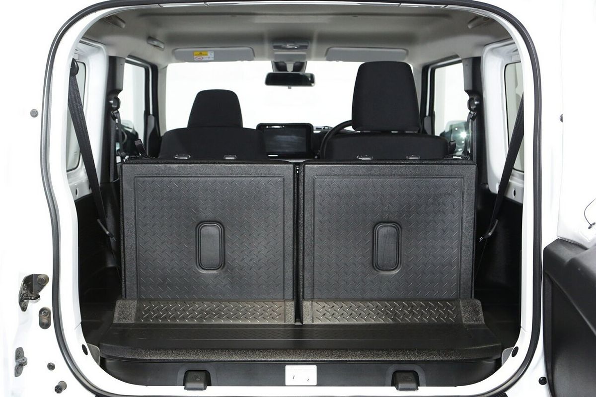 2022 Suzuki Jimny GLX GJ