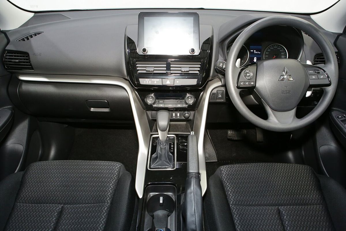 2024 Mitsubishi Eclipse Cross ES YB
