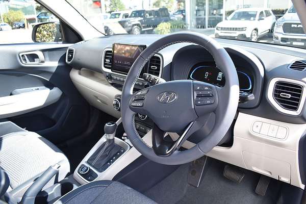 2025 Hyundai Venue Elite QX.V5