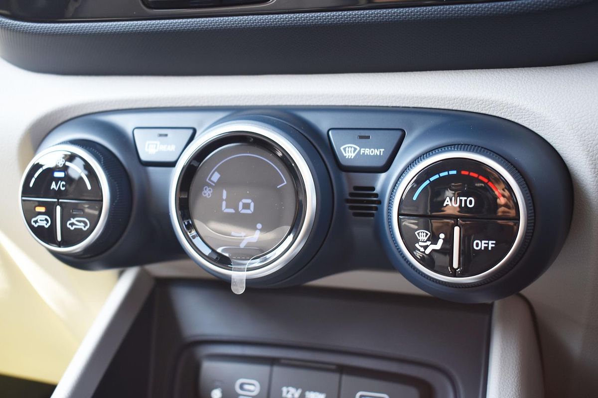 2025 Hyundai Venue Elite QX.V5