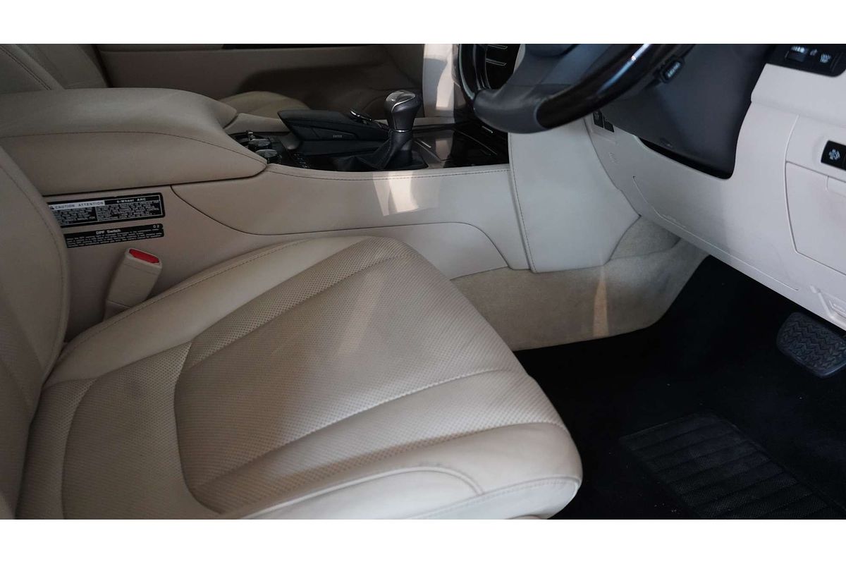 2019 Lexus LX LX450d VDJ201R