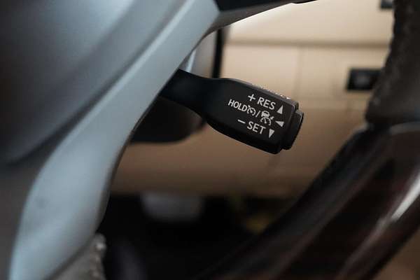 2019 Lexus LX LX450d VDJ201R