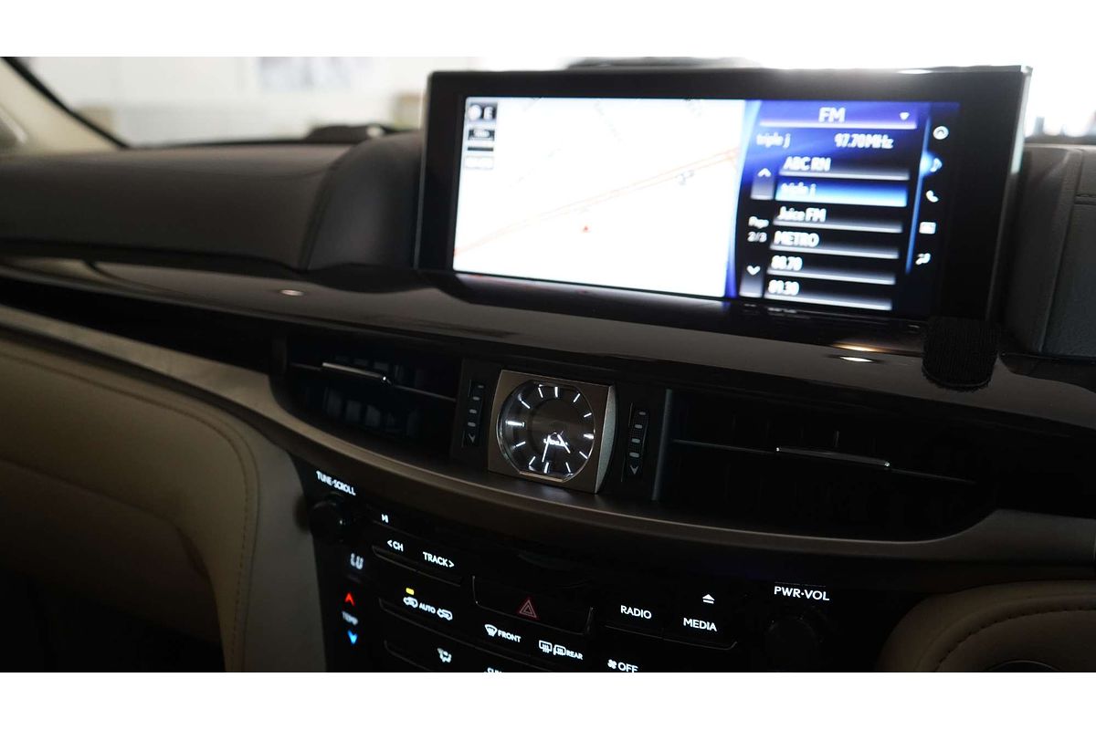 2019 Lexus LX LX450d VDJ201R