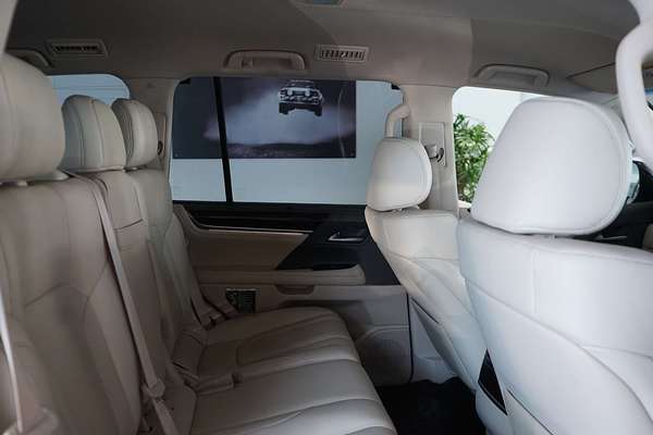 2019 Lexus LX LX450d VDJ201R