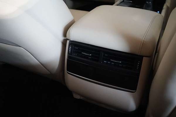 2019 Lexus LX LX450d VDJ201R