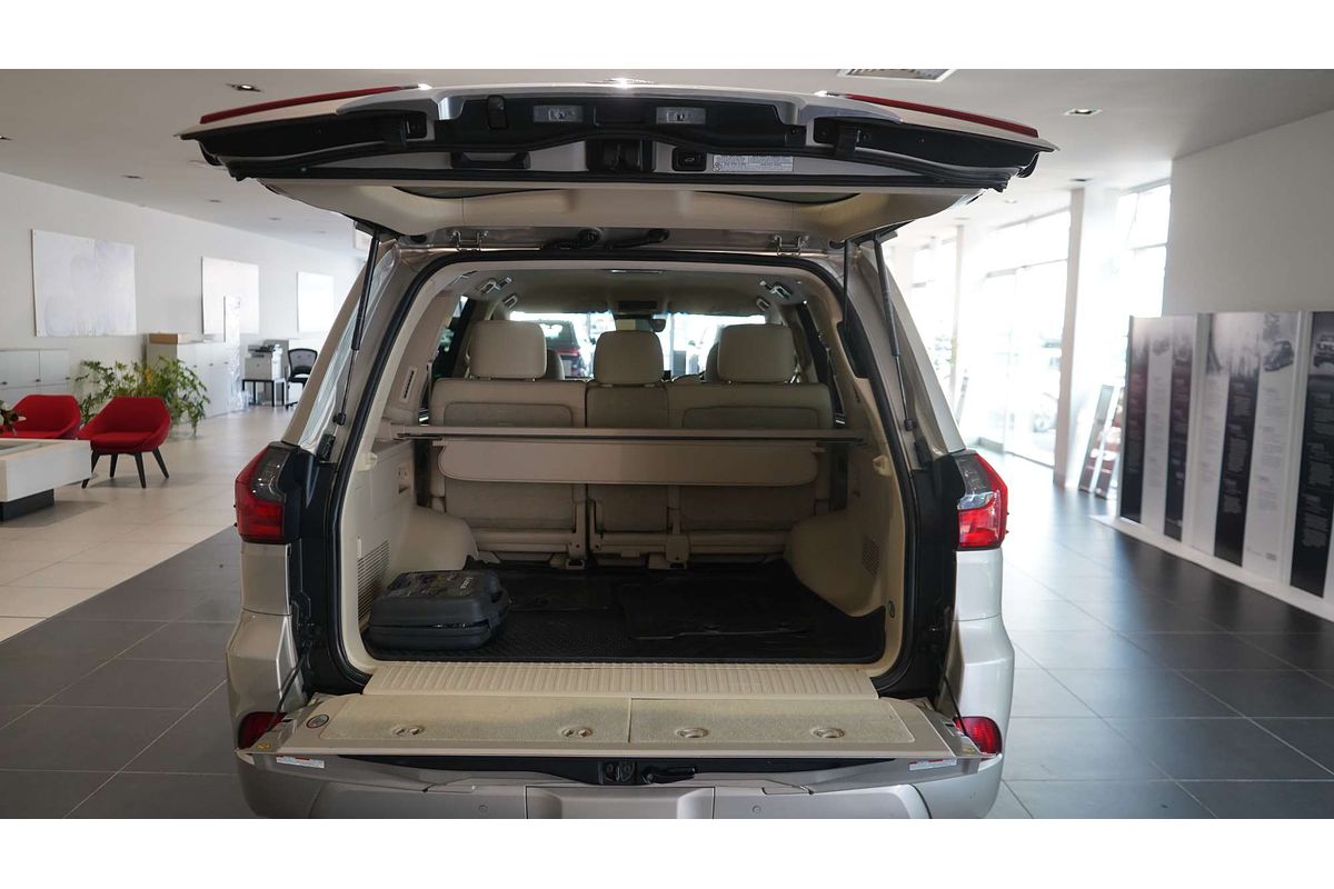 2019 Lexus LX LX450d VDJ201R