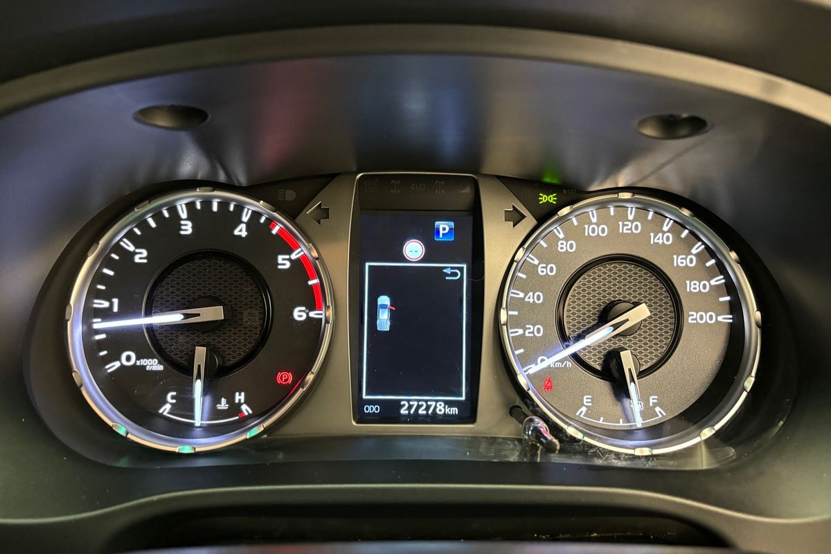Hilux 4x4 SR5 2.8L T Diesel Automatic Double Cab