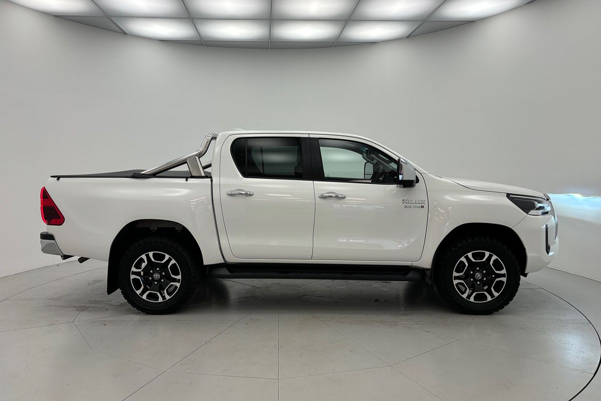 Hilux 4x4 SR5 2.8L T Diesel Automatic Double Cab