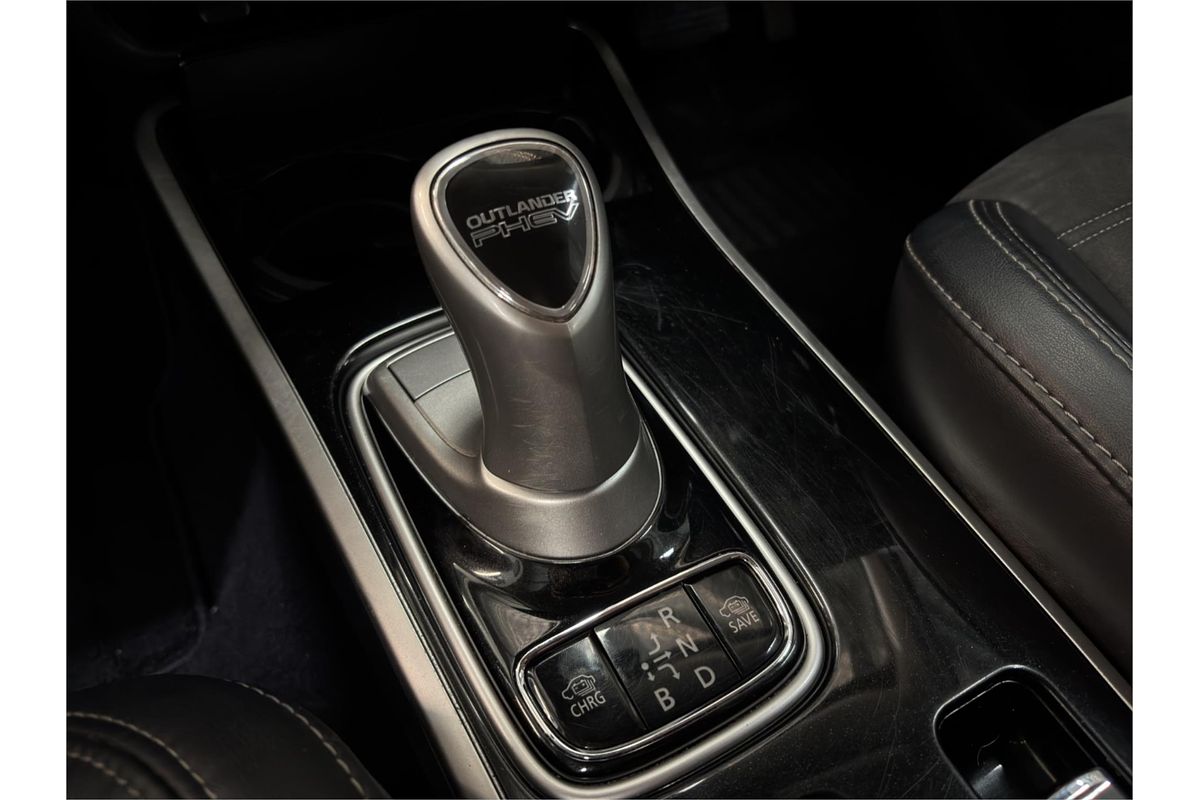 2018 Mitsubishi Outlander PHEV ES ADAS ZL