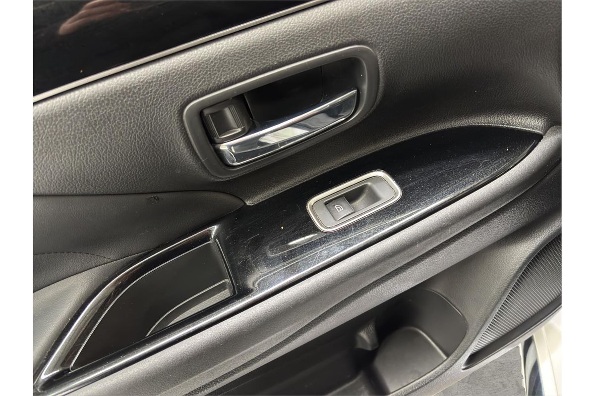 2018 Mitsubishi Outlander PHEV ES ADAS ZL