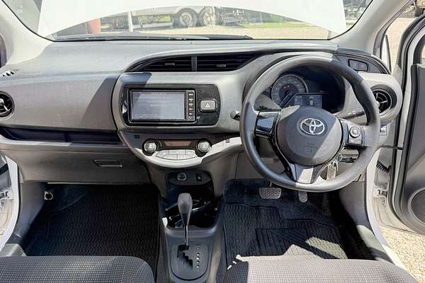 2017 Toyota Vitz