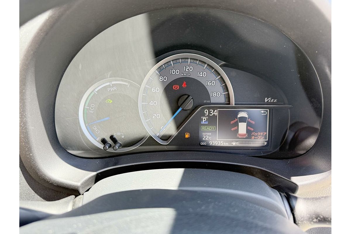 2017 Toyota Vitz