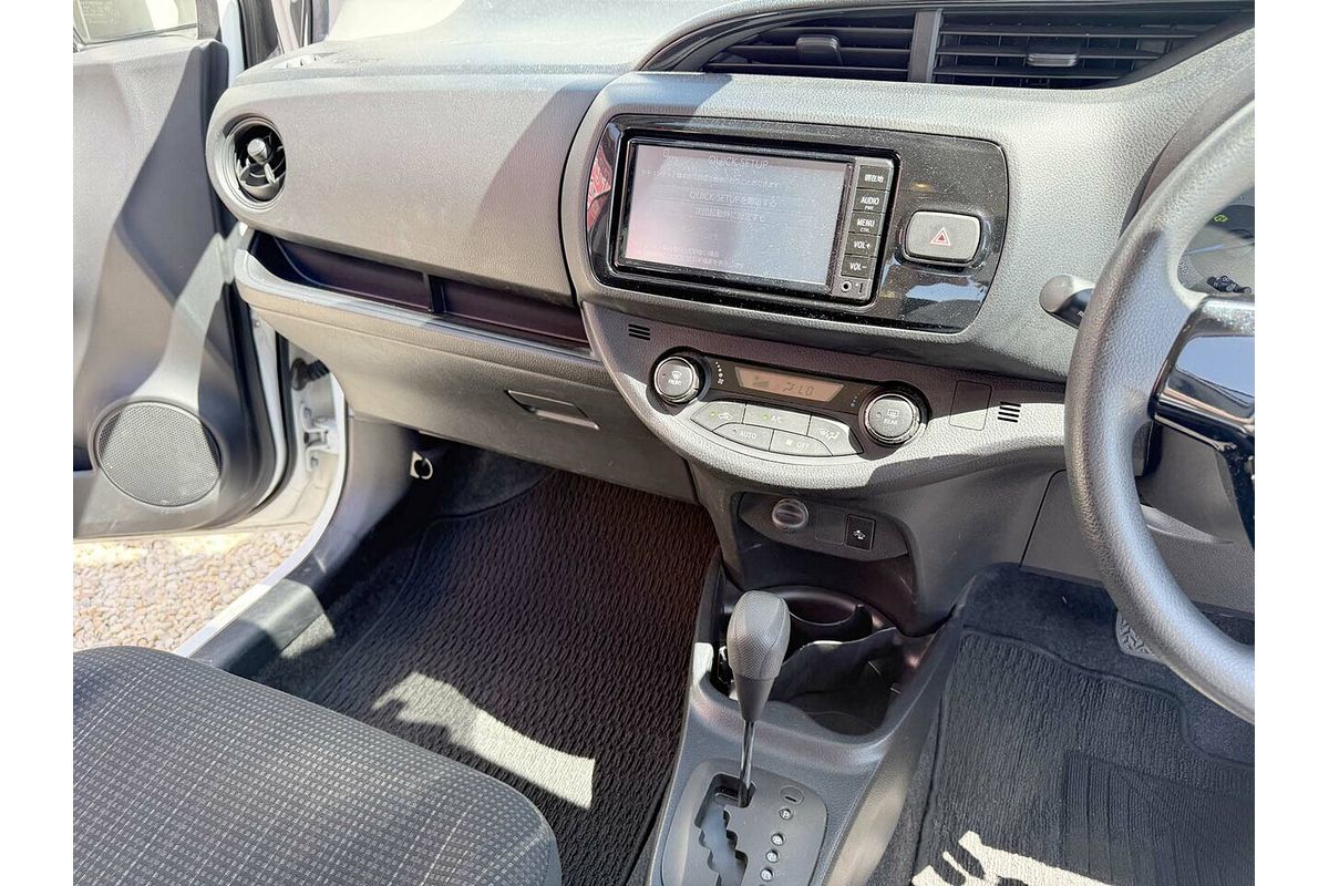 2017 Toyota Vitz