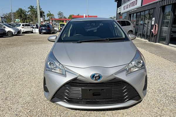 2020 Toyota VITZ F (HYBRID) NHP130