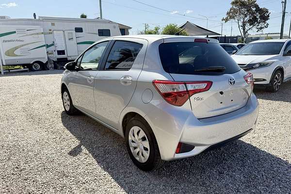 2020 Toyota VITZ F (HYBRID) NHP130