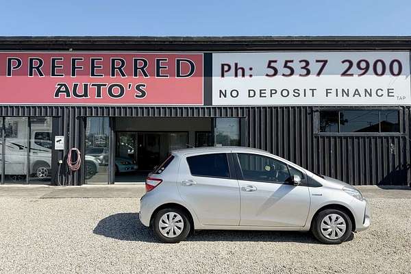 2020 Toyota VITZ F (HYBRID) NHP130