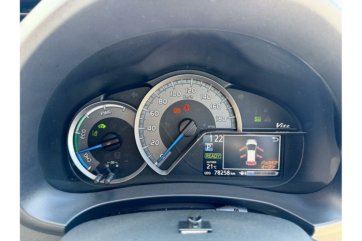 2020 Toyota VITZ F (HYBRID) NHP130