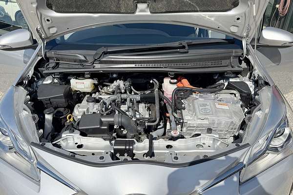 2020 Toyota VITZ F (HYBRID) NHP130