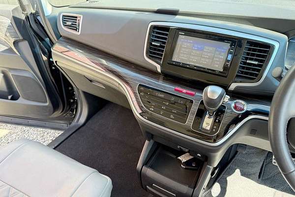 2017 Honda Odyssey (HYBRID) RC