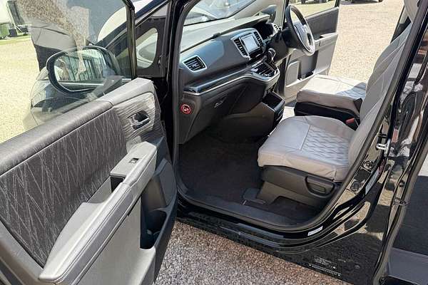2017 Honda Odyssey (HYBRID) RC